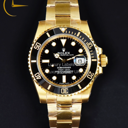Submariner (with date) - Black Dial - Yellow Gold Oyster Bracelet