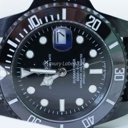 Submariner - Black Dial - Black Rubber Strap