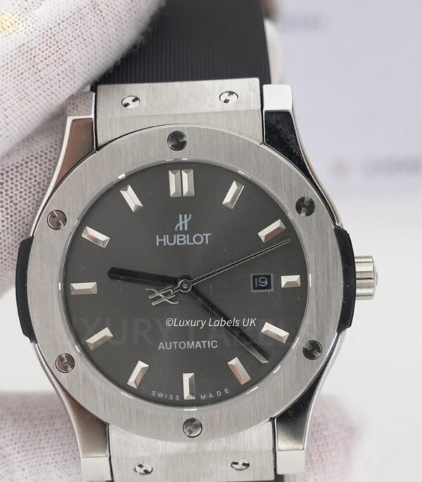 Classic Fusion 45 mm - Grey Dial - Rubber Strap - Image 1