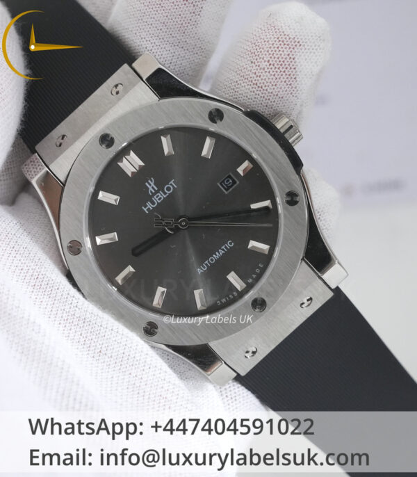 Classic Fusion 45 mm - Grey Dial - Rubber Strap - Image 2